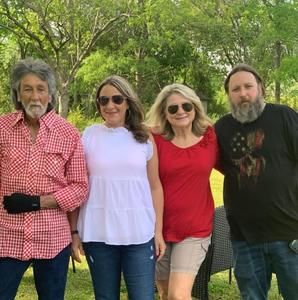 Meet your Posher, Libby